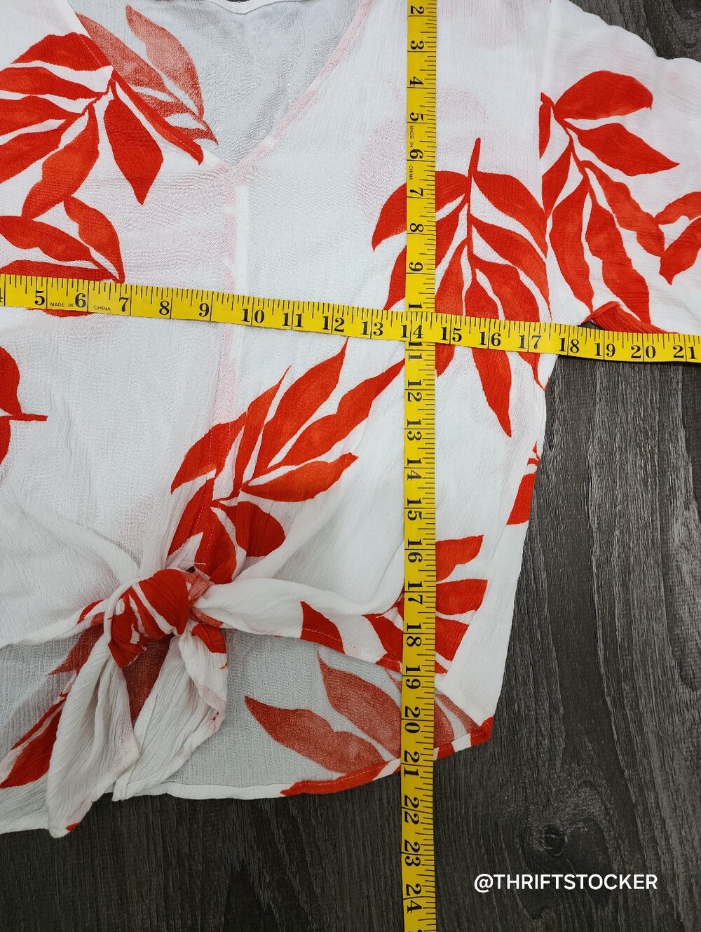 Tie Front Printed Blouse - Picture 4 of 5